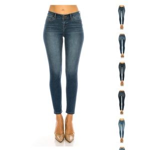 ENJEAN Mid-Rise Push-Up Skinny Jeans